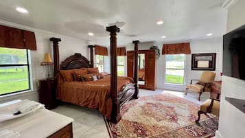 Cora Suite | Individually decorated, individually furnished, laptop workspace