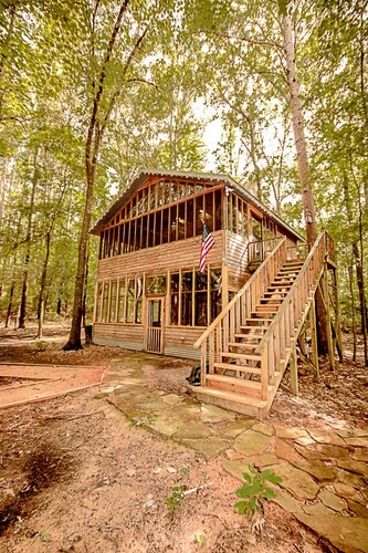 Cora's Cabins