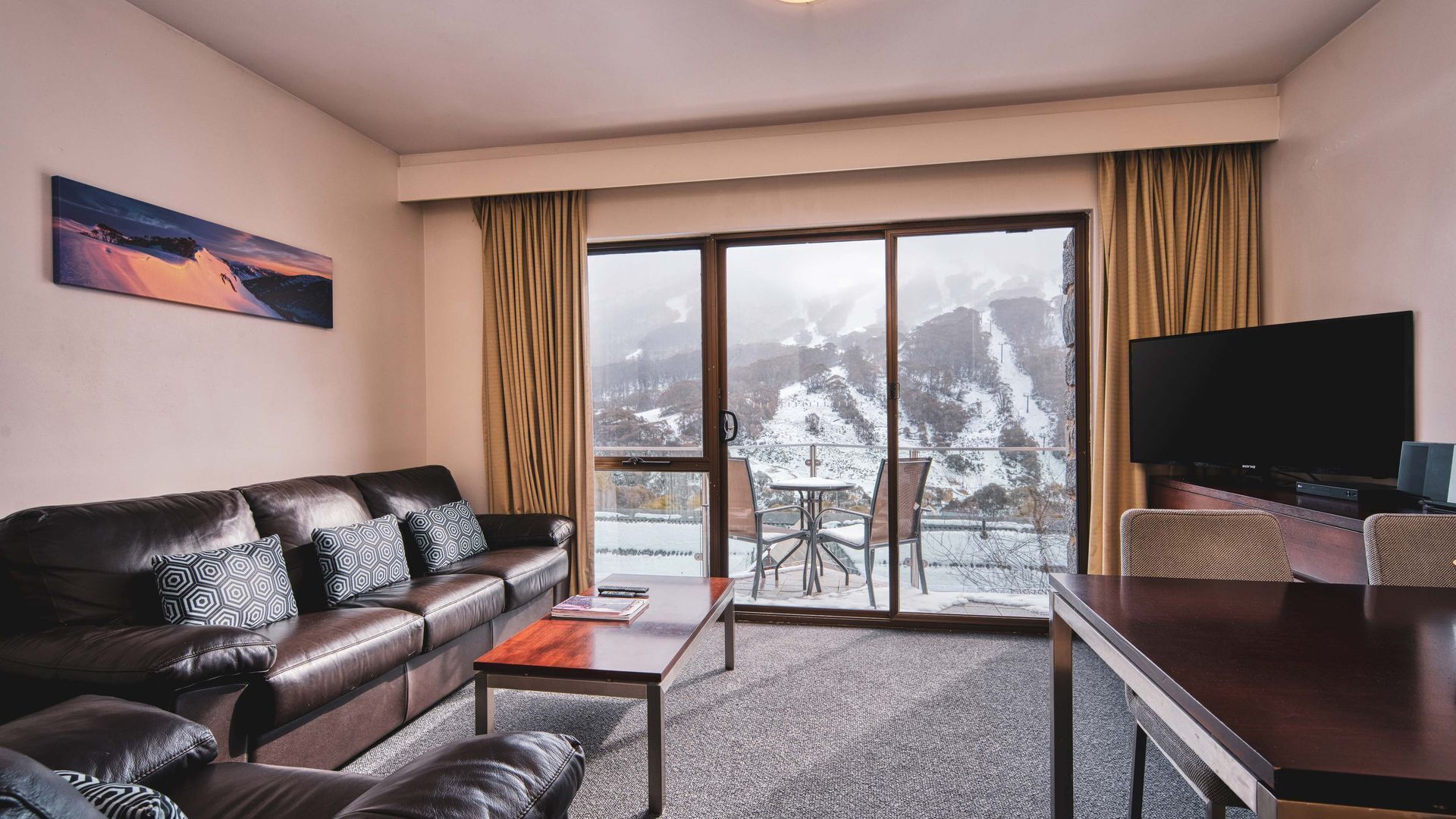 Lantern 12-Balcony Apartment, nestled in the Snowy Mountains.