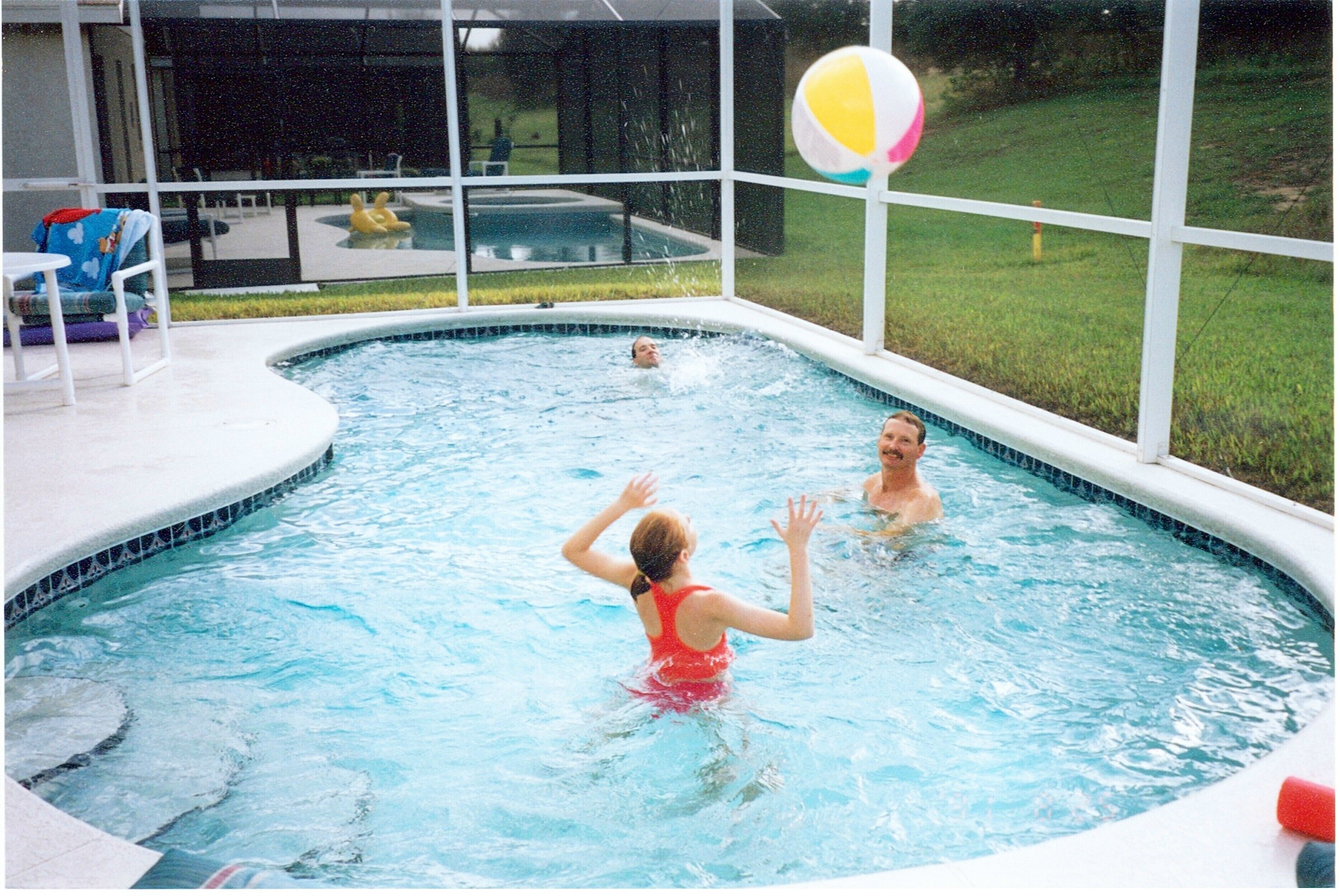 屋外プール、温水プール