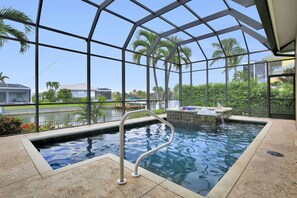 A heated pool - Live like a King in this spacious and private two story home. (Marco Island)