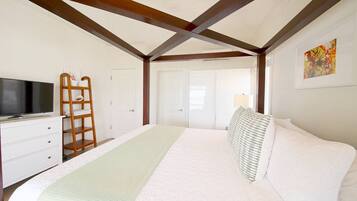 2 bedrooms, iron/ironing board, travel crib, WiFi