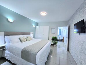 1 slaapkamer, een strijkplank/strijkijzer, gratis wifi