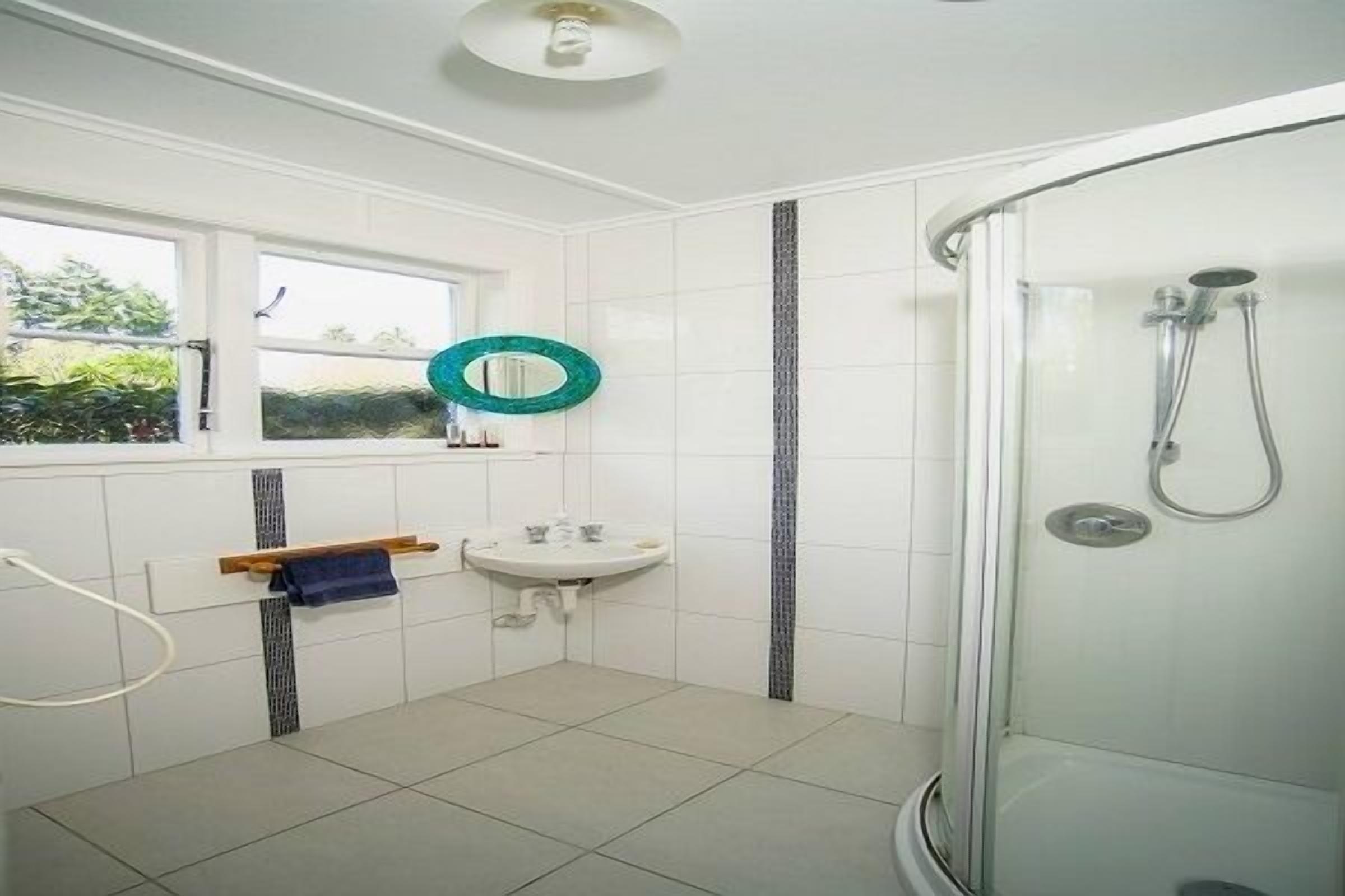 Bathtub, hair dryer, towels