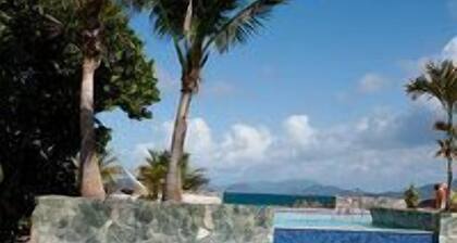 Gorgeous Beachfront Romantic Villa with the most breathtaking views!!!
