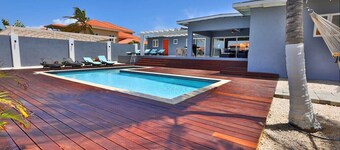 46 ZWEI AM STRAND - GROSSE MODERNE STRANDVILLA