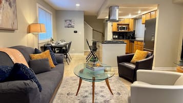 Smart TV, fireplace, toys, books