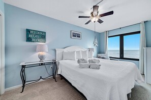 2 bedrooms, iron/ironing board, Internet, bed sheets