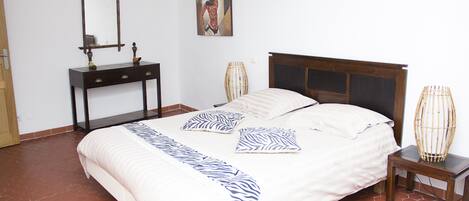 3 bedrooms, WiFi, bed sheets