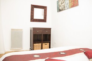 3 bedrooms, WiFi, bed sheets - Charming apartment pedestrian center (Aix-En-Provence)