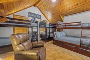4 chambres, Wi-Fi gratuit, draps fournis