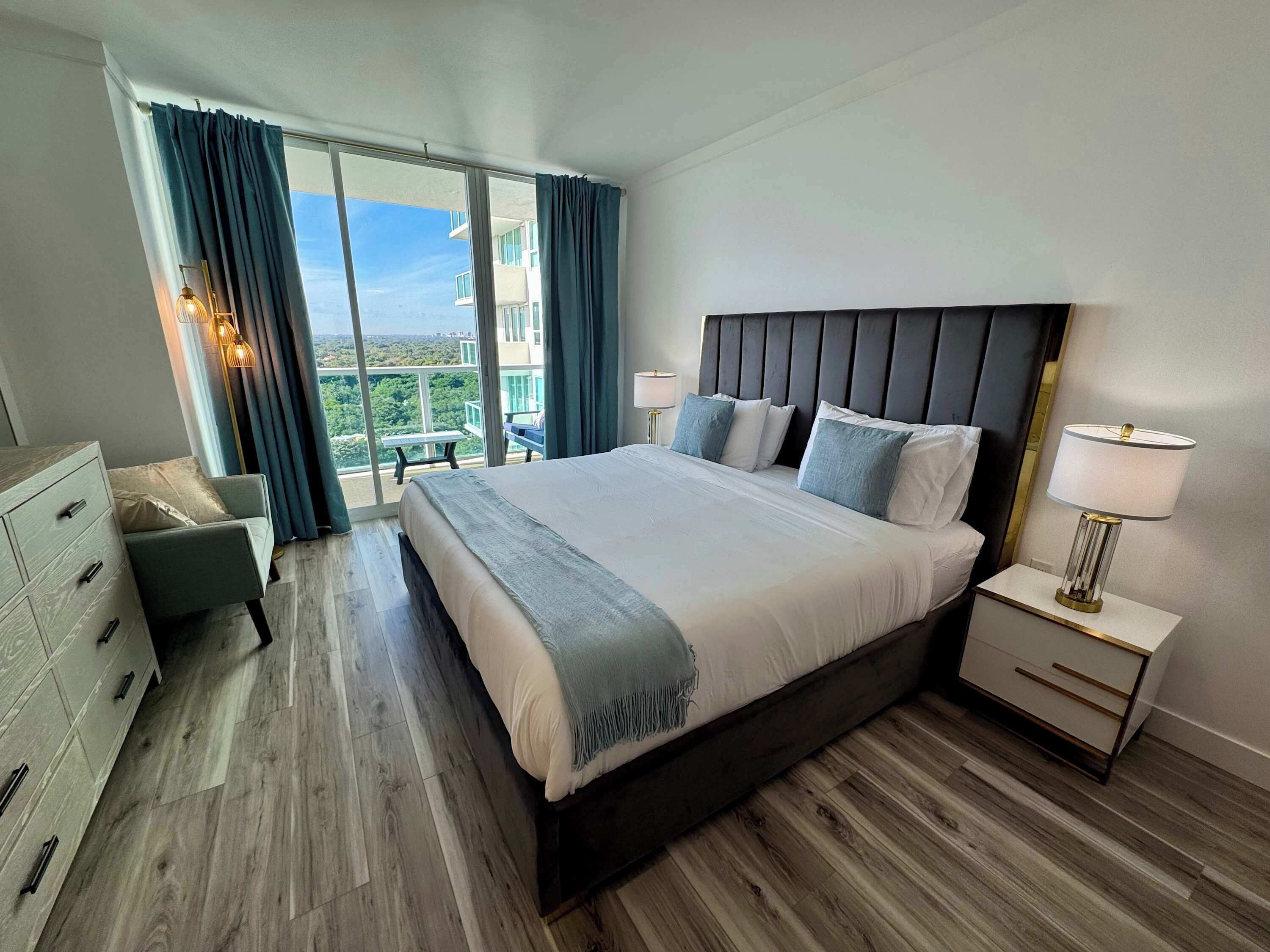 1 bedroom, in-room safe, desk, iron/ironing board