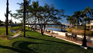 Outdoor dining - Luxury Beachfront Condo! 3BD Condo for rent in Los Muertos Beach, Puerto vallart (Puerto Vallarta)