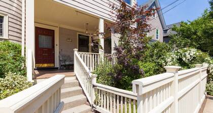 Charming Harvard Victorian w/pkng