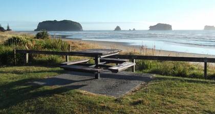 Tui's Rest Whangamata- DOGS WELCOME, suitable for families