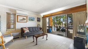 Fernseher, DVD-Player