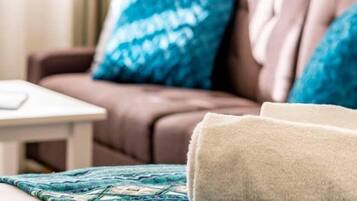 TV, Netflix, streaming services, offices