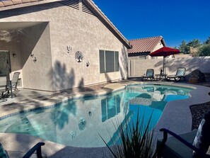 Piscine extérieure, piscine chauffée