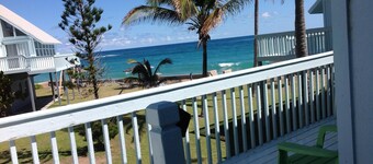 Oceanview Sealofts: NO spiral staircase & only 25 steps to ocean