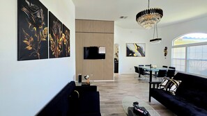 スマートテレビ、暖炉