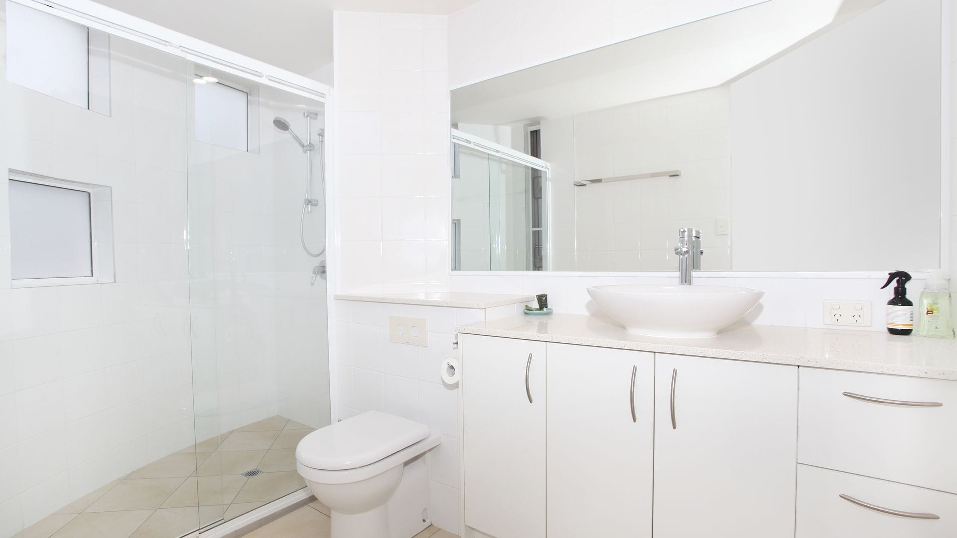 Pago Pago 4 - Spacious 2 Bedroom Apartment on Mooloolaba Spit — image 13