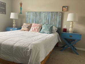 4 bedrooms, desk, laptop workspace, iron/ironing board