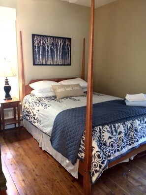 10 bedrooms, desk, iron/ironing board, free WiFi