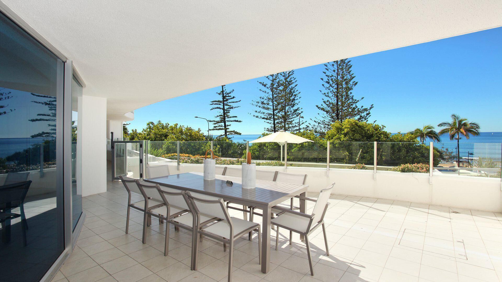 Sirocco 201 by G1 Holidays - Large Five Bedroom Beachfront Apartment in Sirocco Resort — image 27