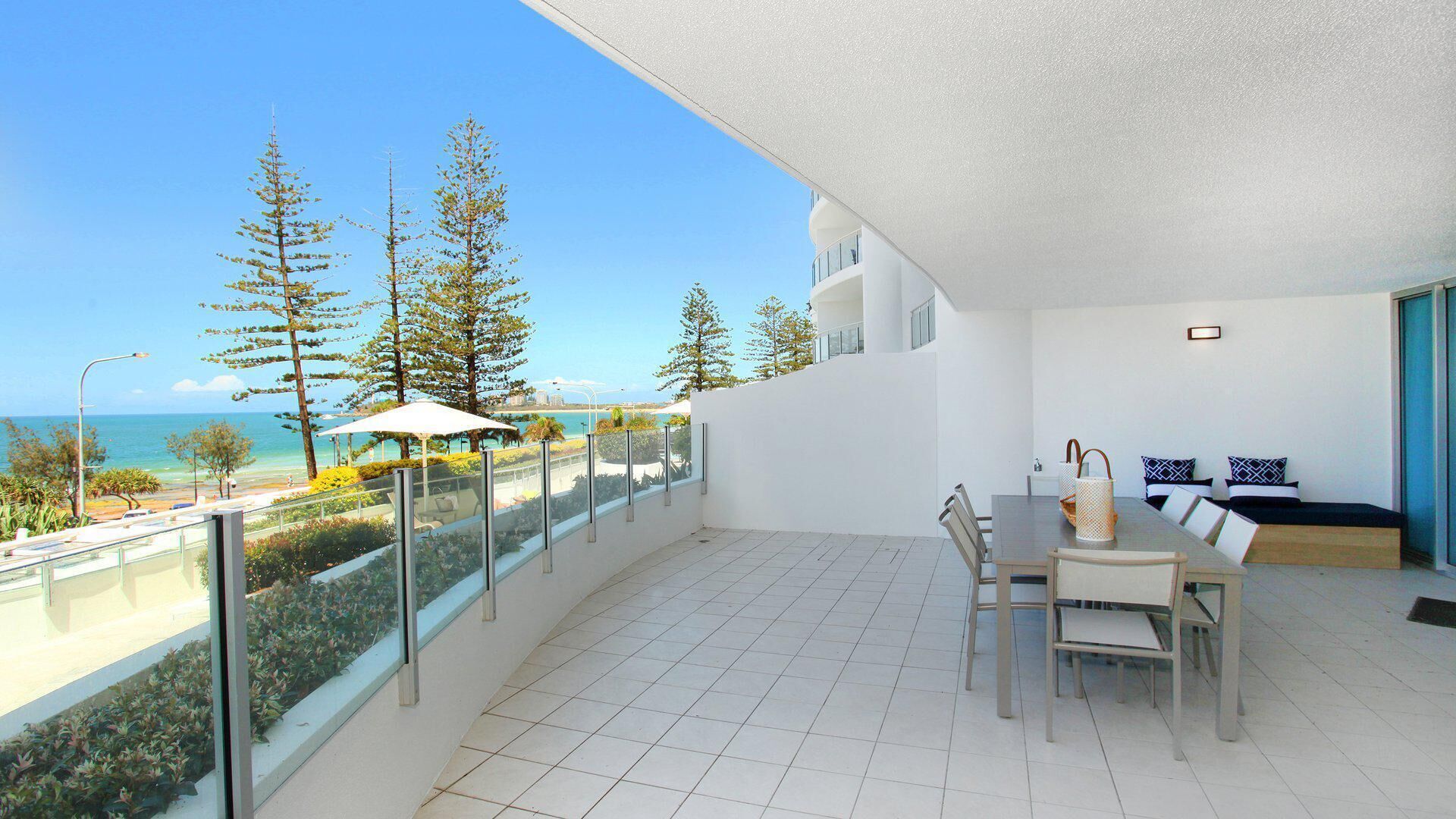Sirocco 201 by G1 Holidays - Large Five Bedroom Beachfront Apartment in Sirocco Resort — image 28