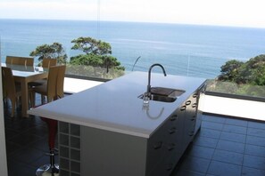 Property grounds - Seaview Point  Stunning clifftop house (Kaeo)