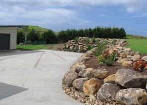 Property grounds - Seaview Point  Stunning clifftop house (Kaeo)