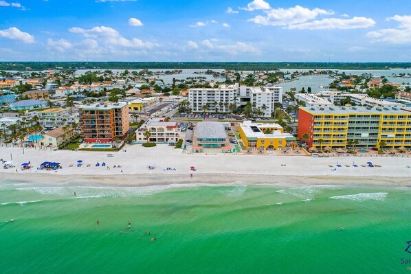 Beach nearby - Sea Rocket 12 Ground Floor Beachfront Getaway (Sea Rocket)