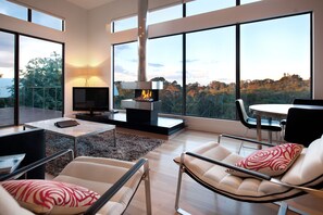 Interior - Contemporary luxury accommodation specially designed for romantic escapes. (Daylesford)