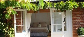 Easy walking to Havelock North's charming village