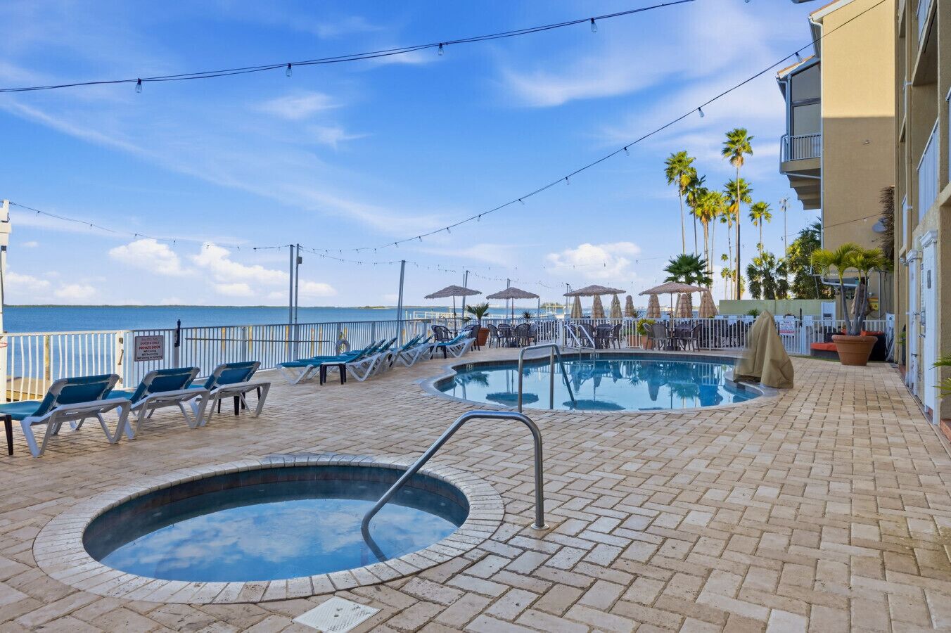 Et oppvarmet basseng