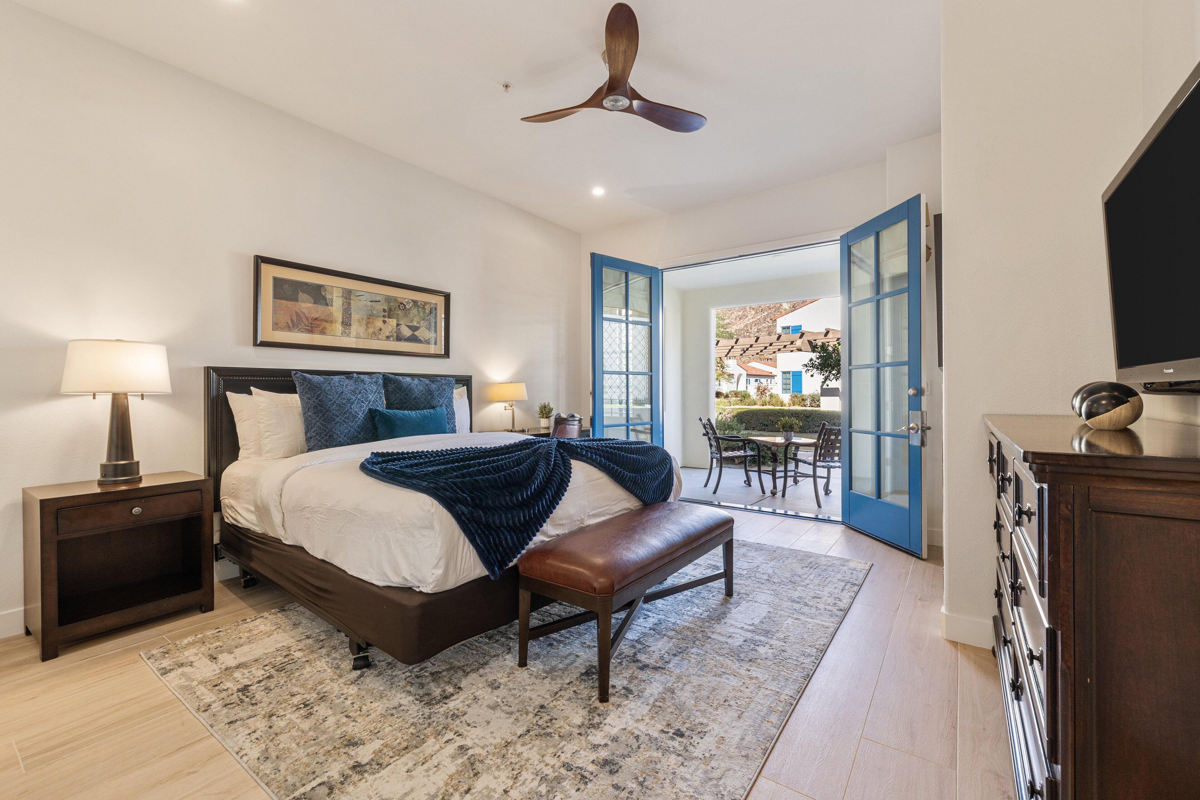 1 bedroom, iron/ironing board, internet, bed sheets