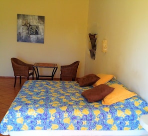 In-room safe, iron/ironing board, free WiFi, bed sheets