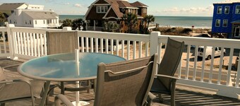 Pelican's Perch - Ocean Views!  Beach is Right Across the Street! 