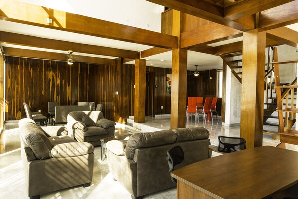 Interior - CASA DE LOS ATARDECERES, SEA FRONT BEAUTIFUL VIEWS TO OCEAN, A PLACE TO ENJOY. (Campeche)