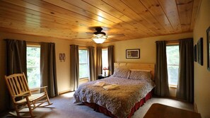 5 bedrooms, WiFi, bed sheets