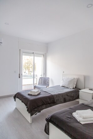 2 chambres, fer et planche à repasser, Wi-Fi, literie fournie
