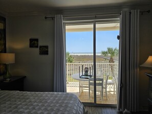 3 室のベッドルーム、アイロン / アイロン台、インターネット、ベッドシーツ