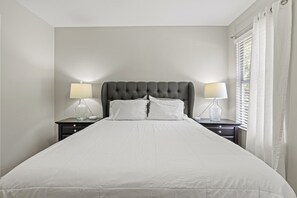 4 bedrooms, desk, iron/ironing board, free WiFi