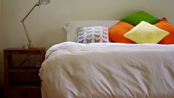 3 bedrooms, iron/ironing board, travel cot, free WiFi