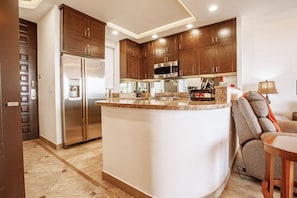 Fridge, microwave, dishwasher, coffee/tea maker