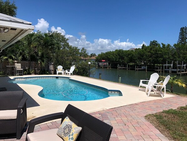 Alberca al aire libre 