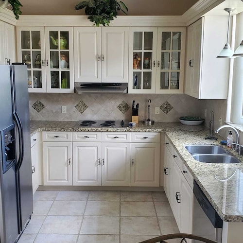 4 BR/3 BA Villa, Private Pool - Near Chabad & Anshei