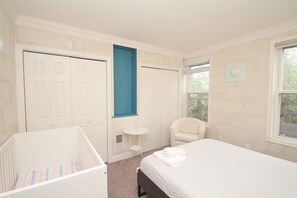 4 bedrooms