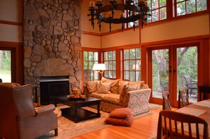 Smart TV, fireplace, video games, Netflix