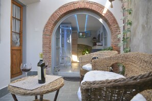 Spa - free parking and wellness (Malmantile)